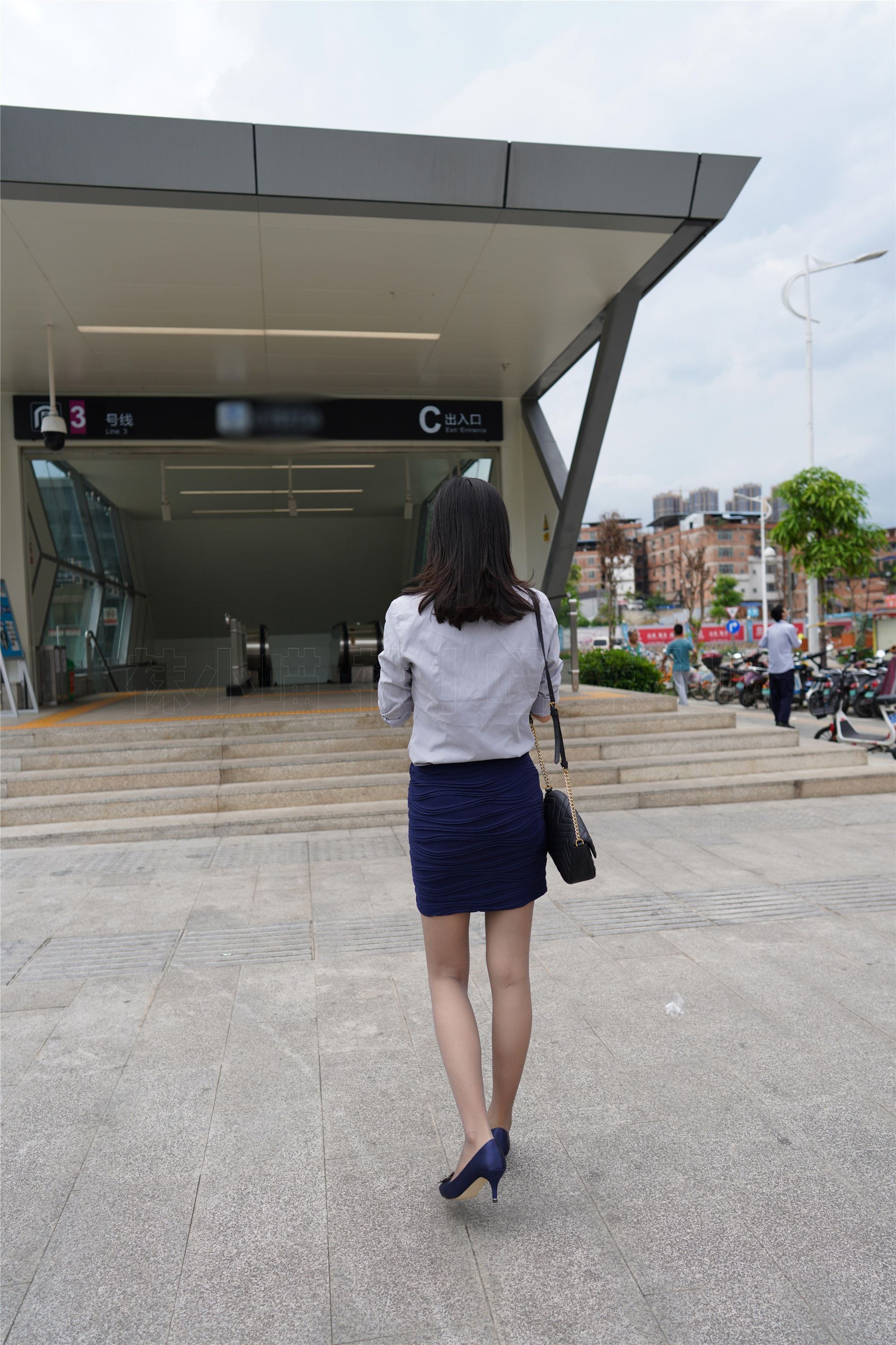 KittyWawa袜小喵  KT187《地铁偶遇》